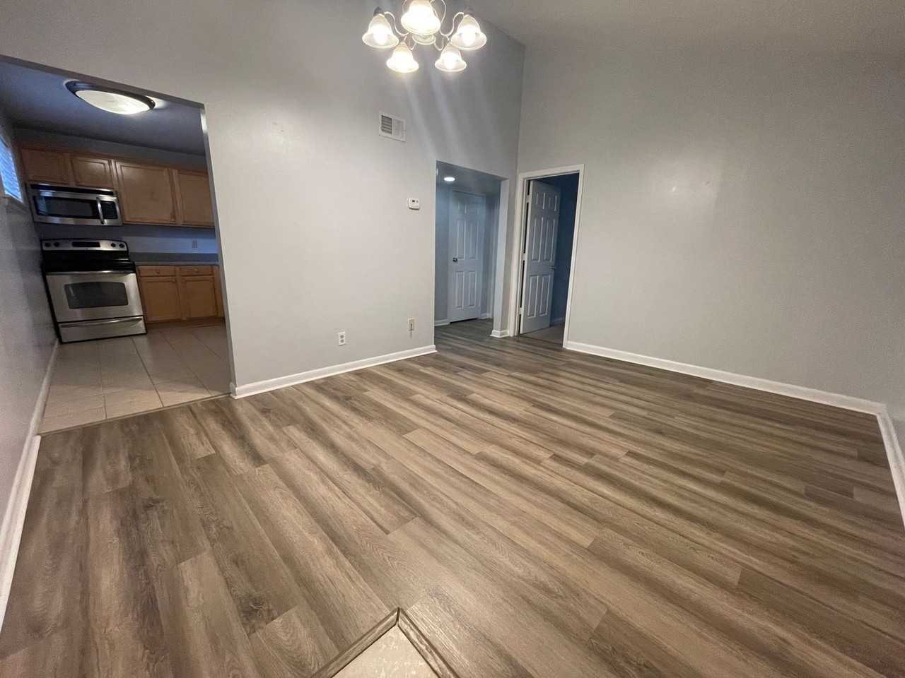 250 Little St #302B - Photo 4 of 20