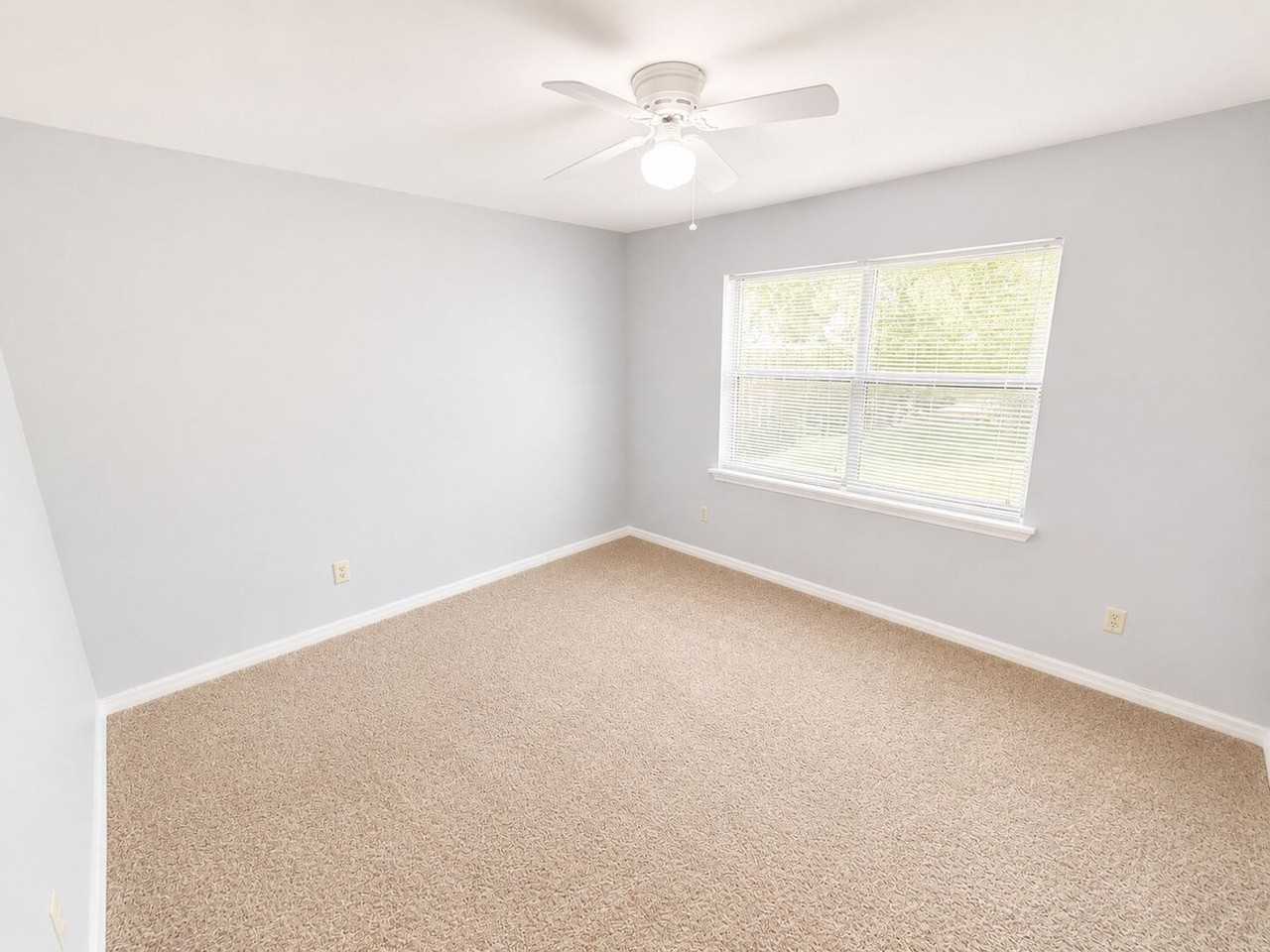 5406 Kristen Ave - Photo 6 of 8