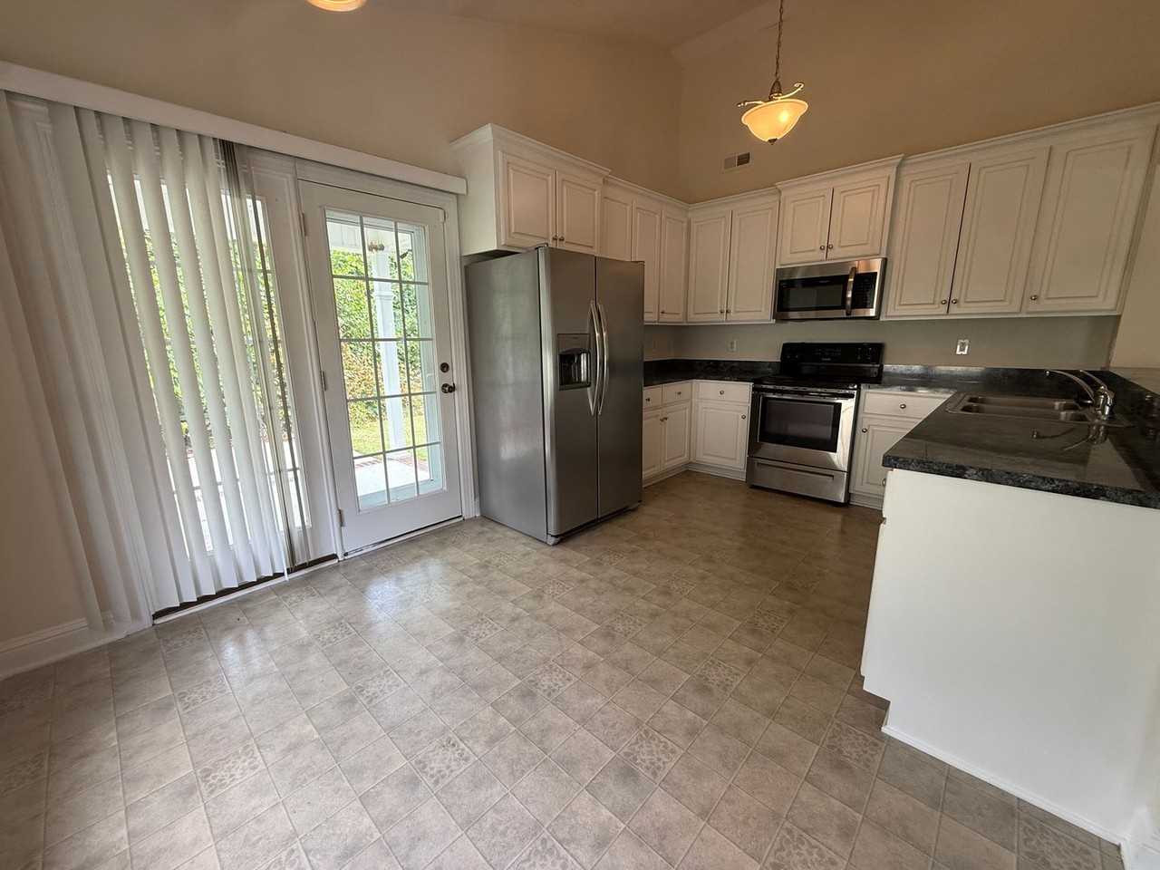 4015 Huntsmoor Ln - Photo 7 of 21
