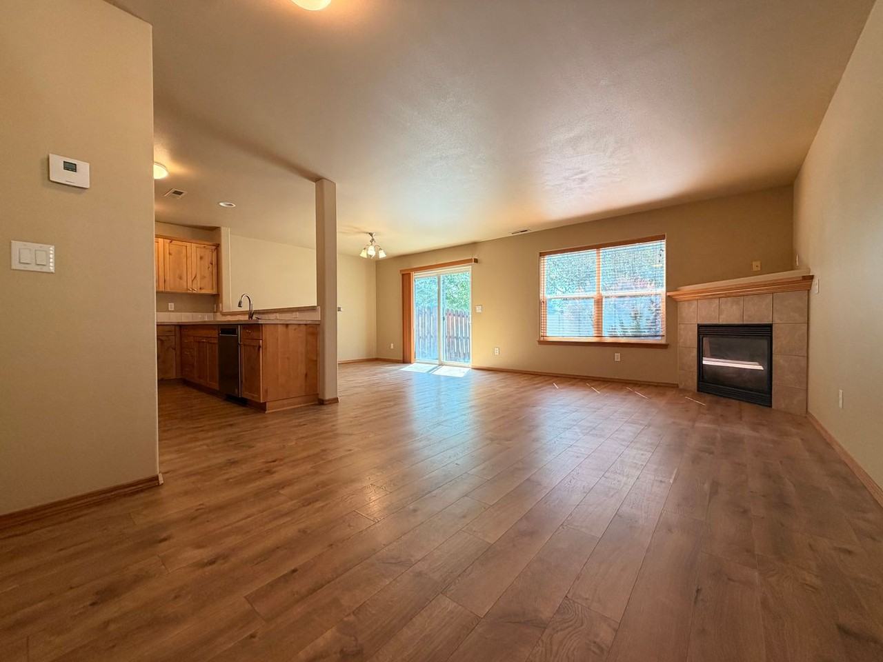2988 Sw Indian Cir - Photo 3 of 23