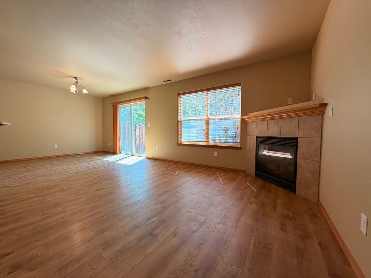 2988 Sw Indian Cir - Photo 5 of 23