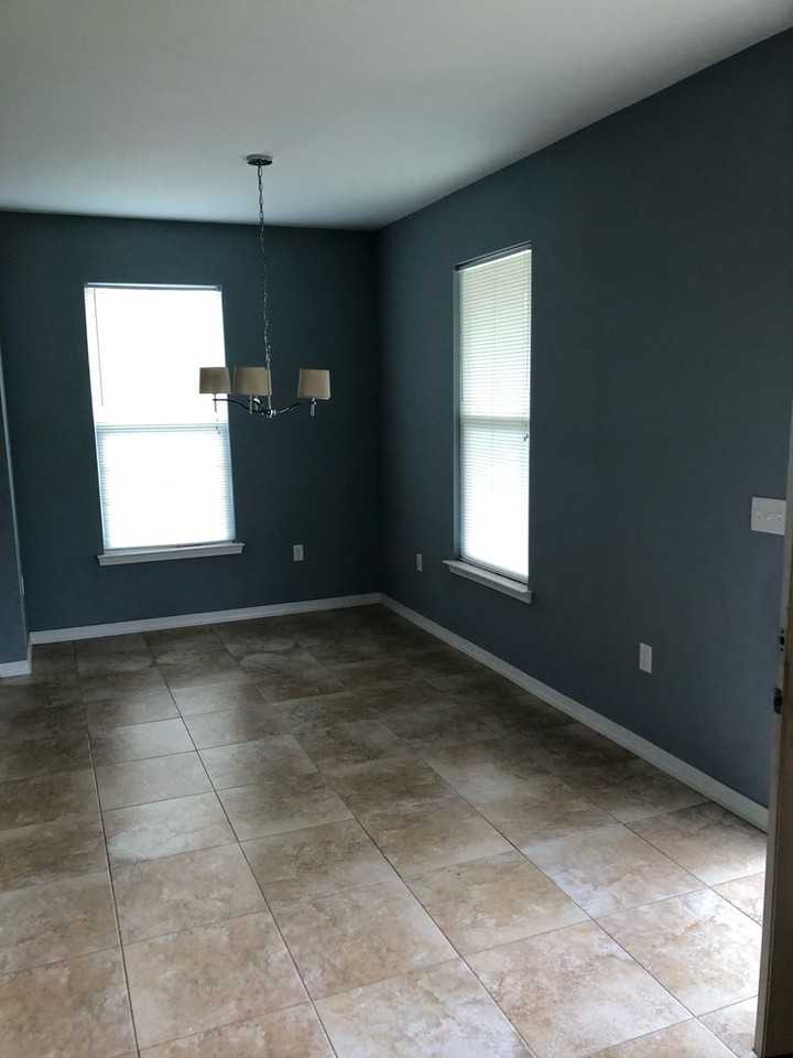 660 Tropical Way - Photo 2 of 6