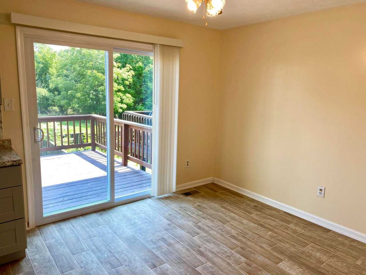 1711 Winding Brook Way - Photo 5 of 24