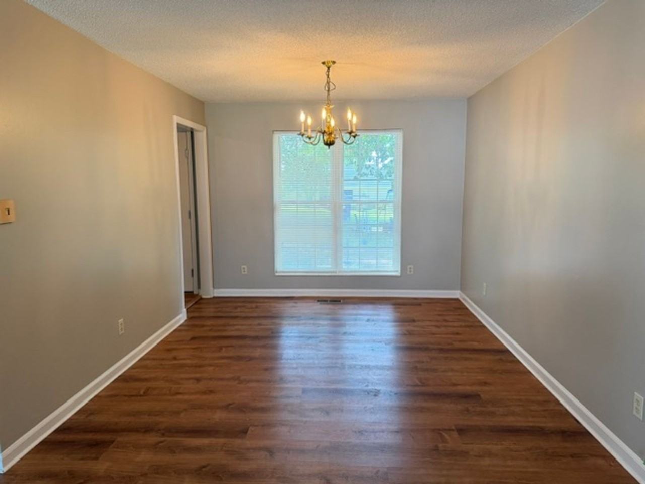 632 41st St Ne - Photo 4 of 11