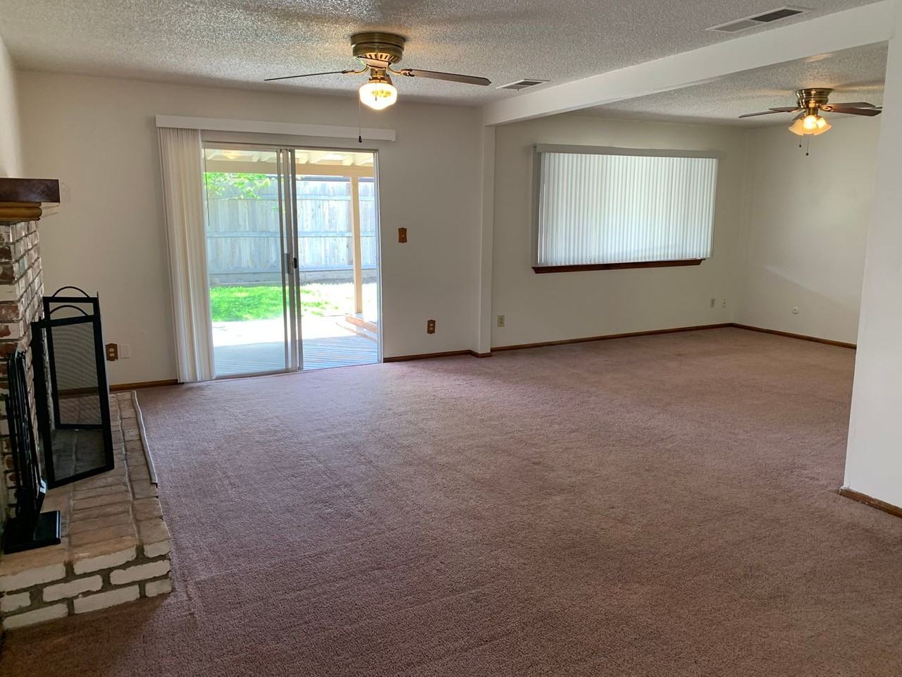 2921 W Country Ave - Photo 3 of 20