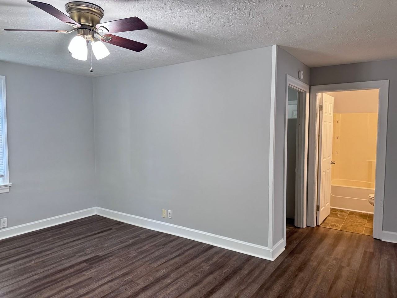 719 Perkins Ave - Photo 5 of 16