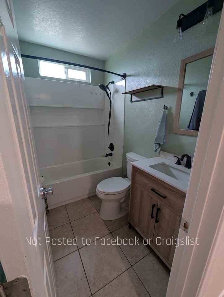 612 Aladdin Ln #612 - Photo 3 of 9