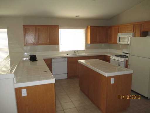 2443 Juleston Dr - Photo 2 of 10