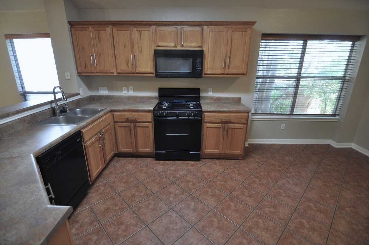 1830 Paradise Ridge Dr - Photo 6 of 19