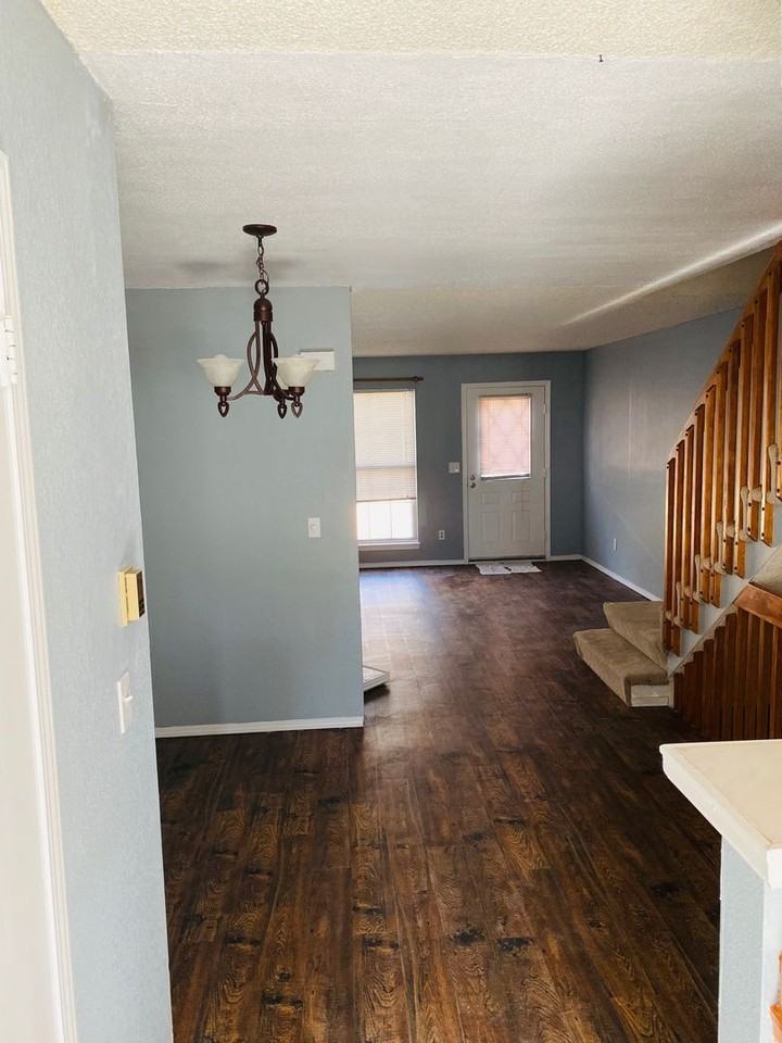 1030 Milo Cir - Photo 2 of 22