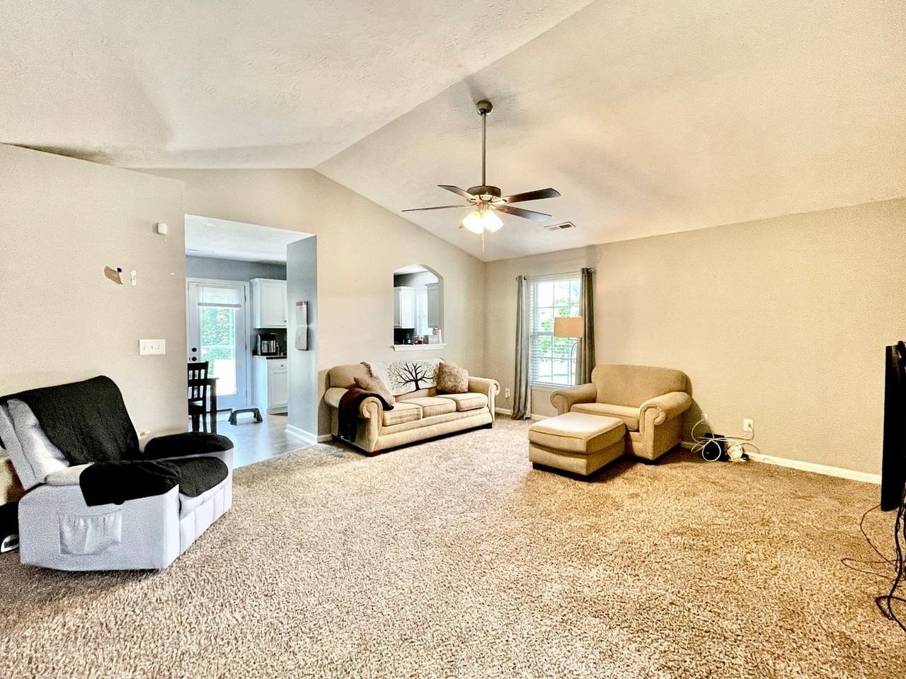 2948 Sullivans Trce - Photo 3 of 16