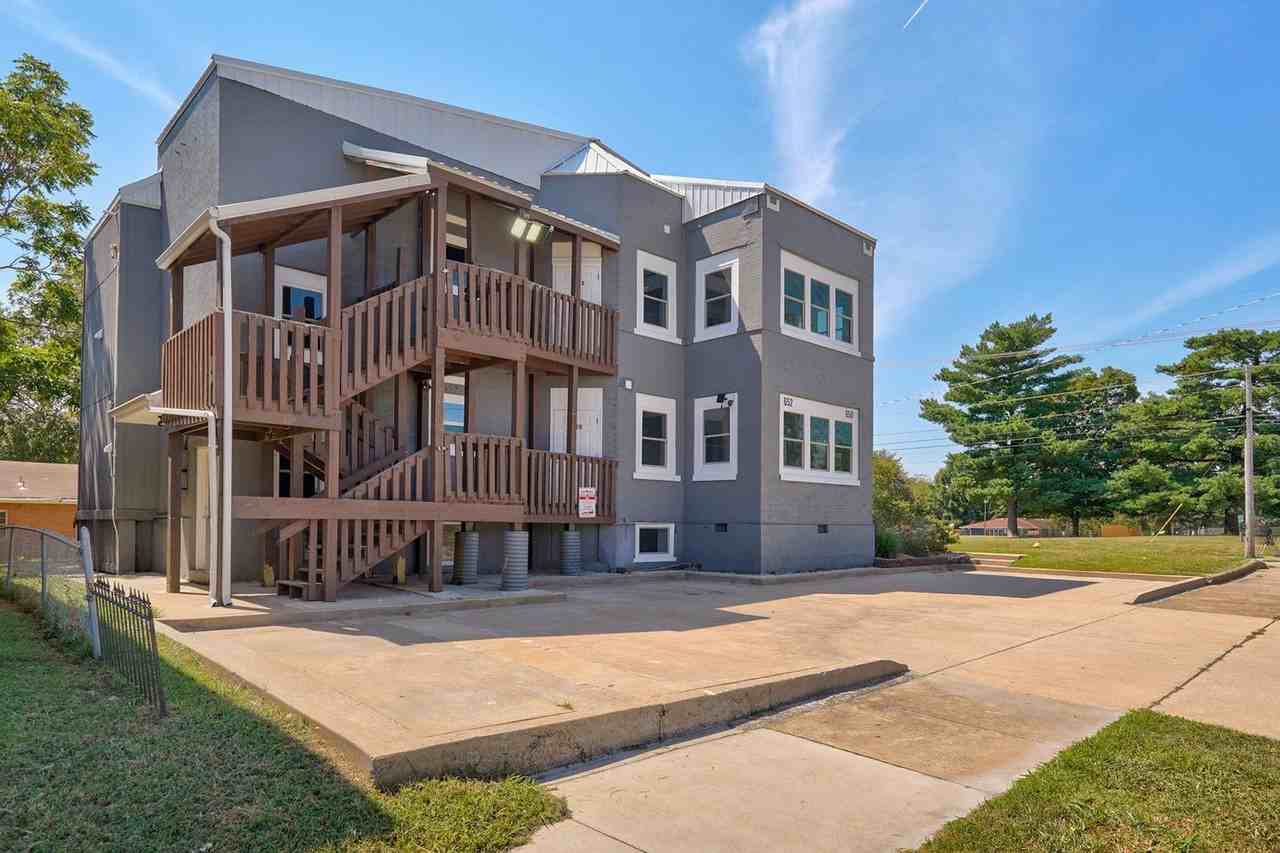 650 S Jefferson Ave #A - Photo 2 of 16