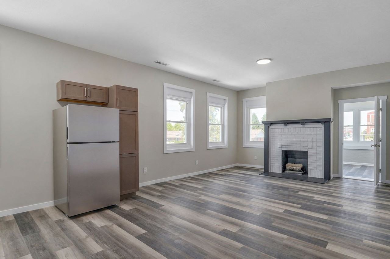 650 S Jefferson Ave #A - Photo 6 of 16