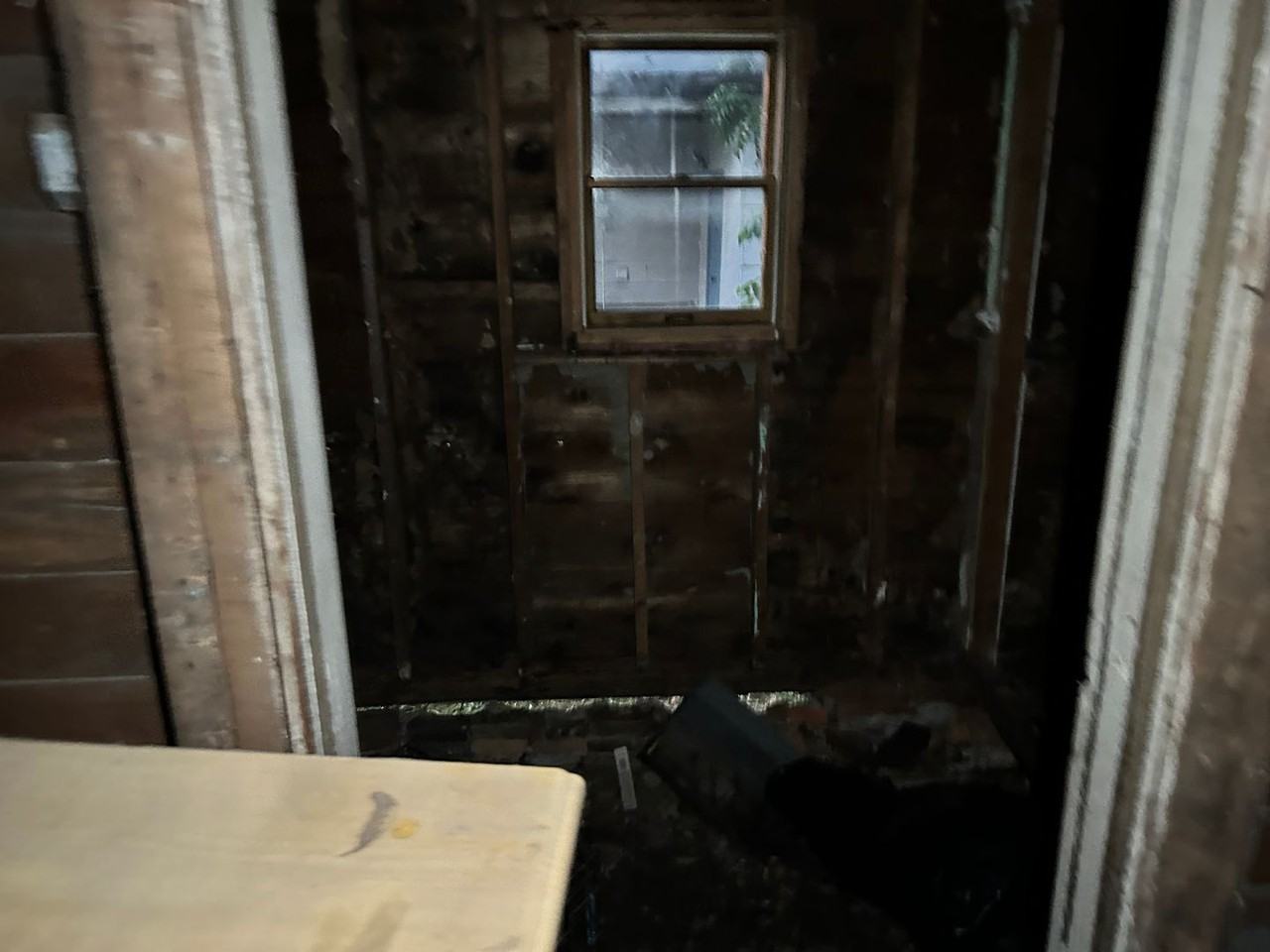 206 S 6th St - Photo 4 of 8