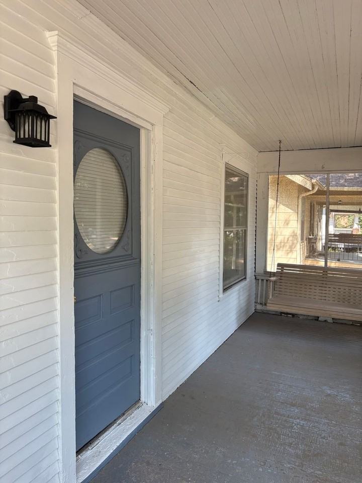 3204 Holdrege St - Photo 2 of 12