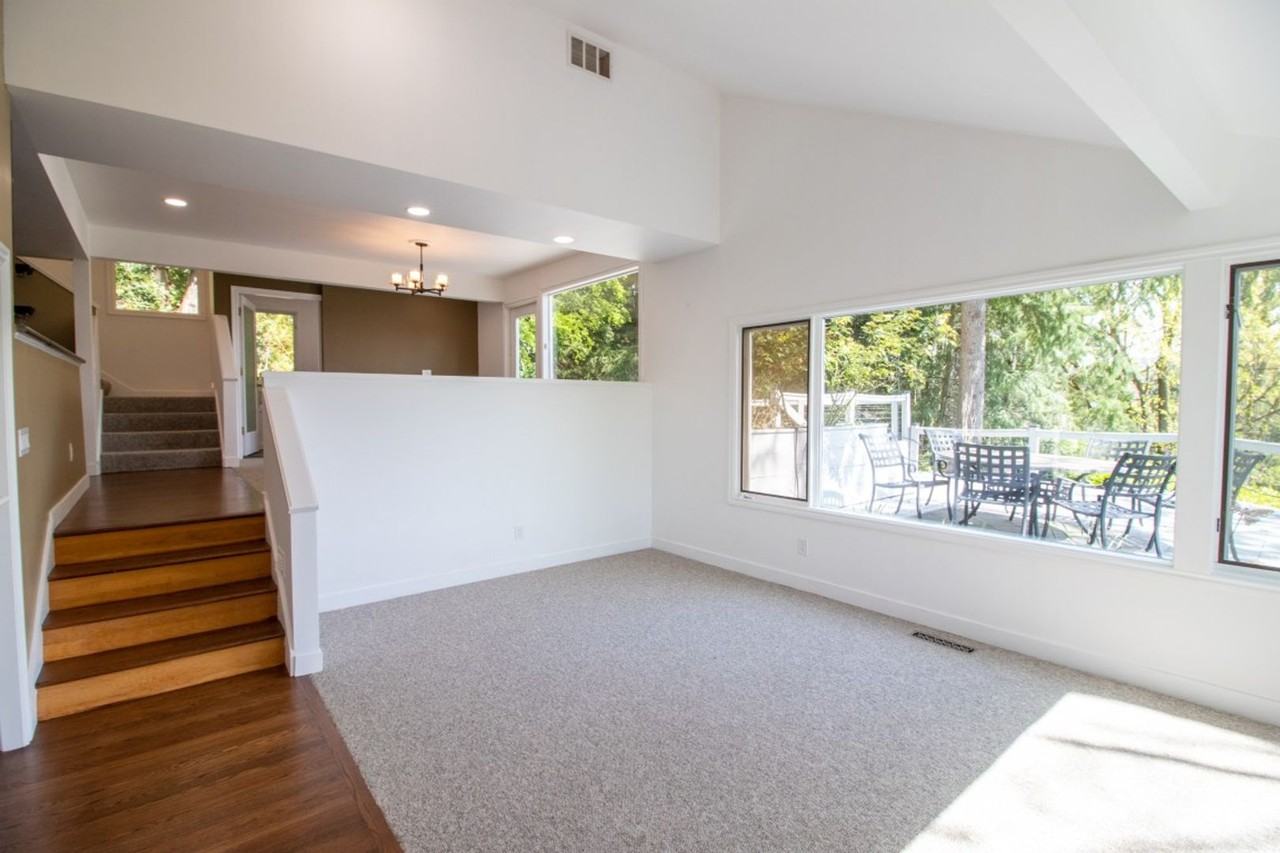 7255 E Mercer Way - Photo 7 of 38