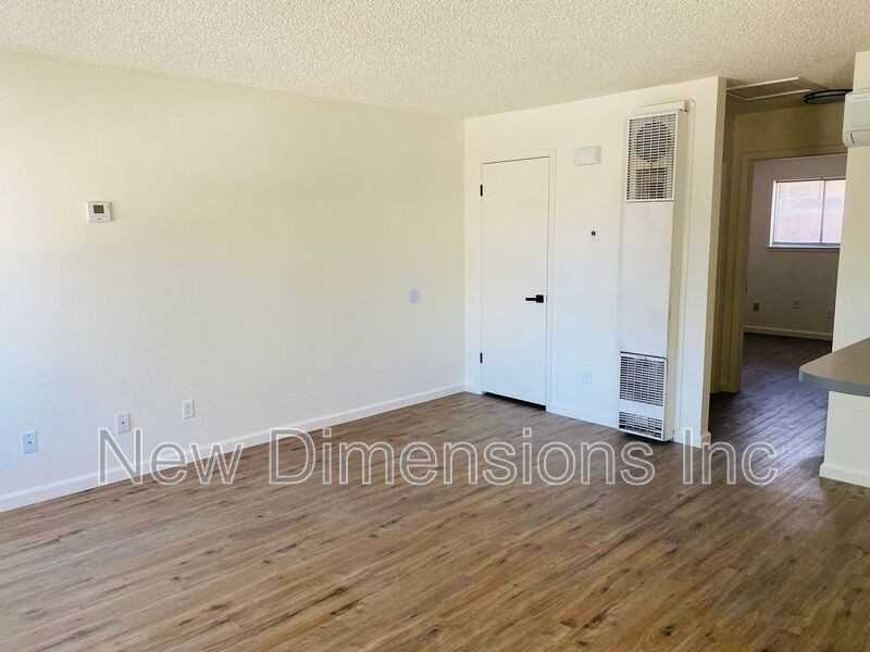 192 N Nevada St - Photo 2 of 8