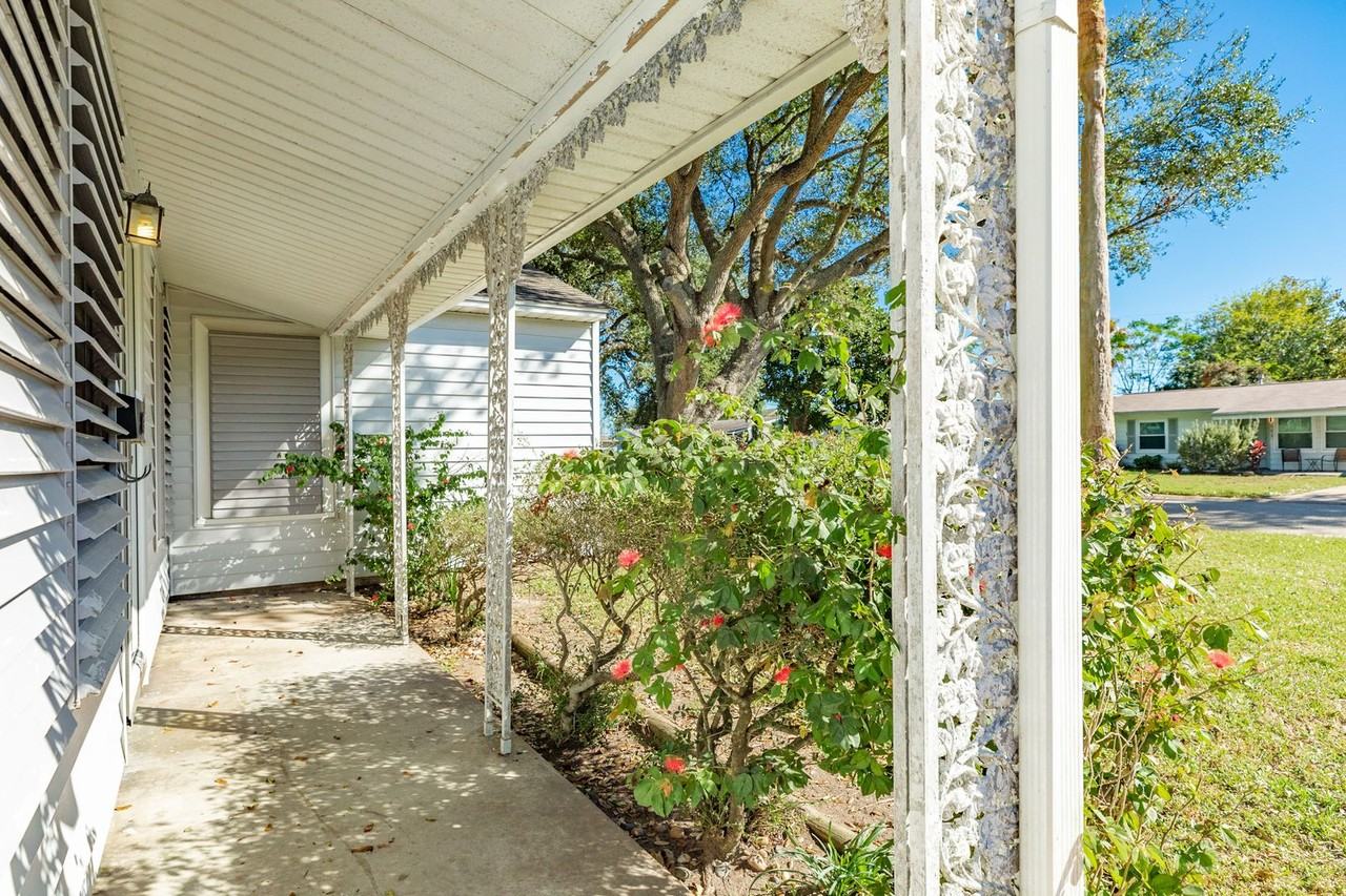 114 Tarpon Ave - Photo 4 of 24