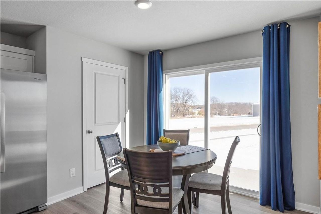 353 Juniper Dr - Photo 6 of 25