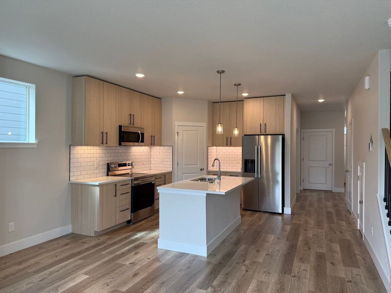9627 Ne 29th Ave - Photo 2 of 12