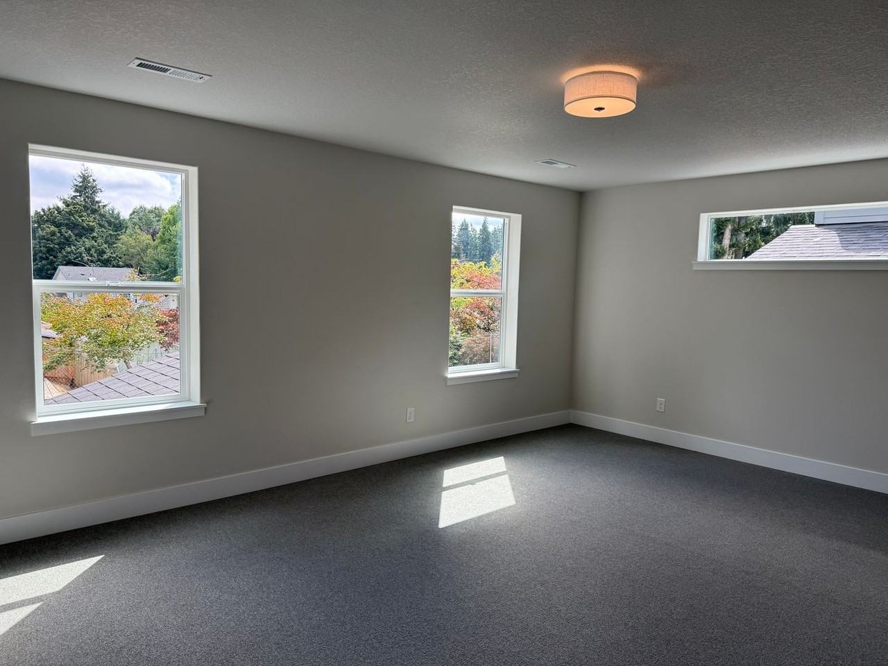 9627 Ne 29th Ave - Photo 7 of 12