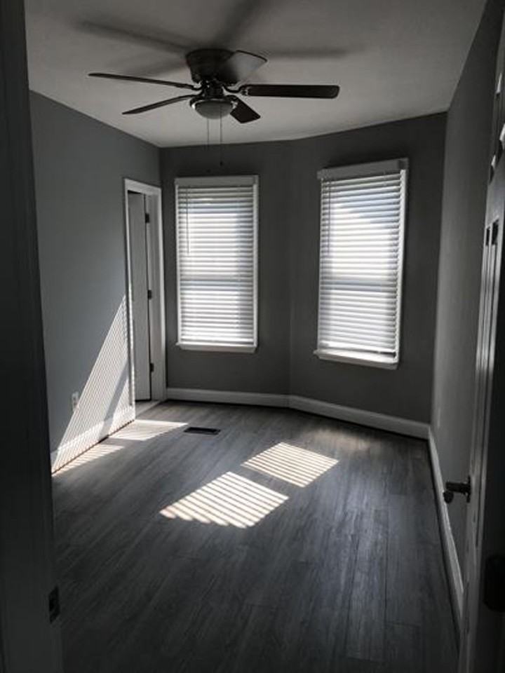 5324 Ready Avenue - Photo 5 of 7