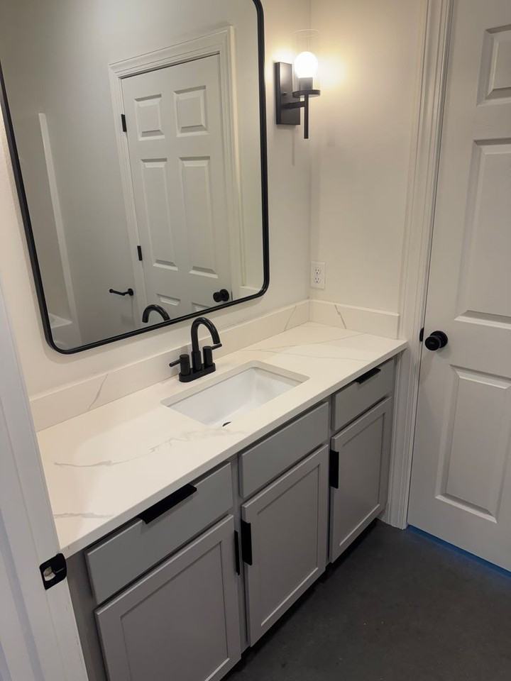 1932 Cambridge Village Dr - Photo 5 of 13