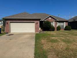 featured image of 1015 Wineberry
