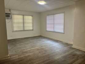333 Northside Cir - Photo 1 of 1