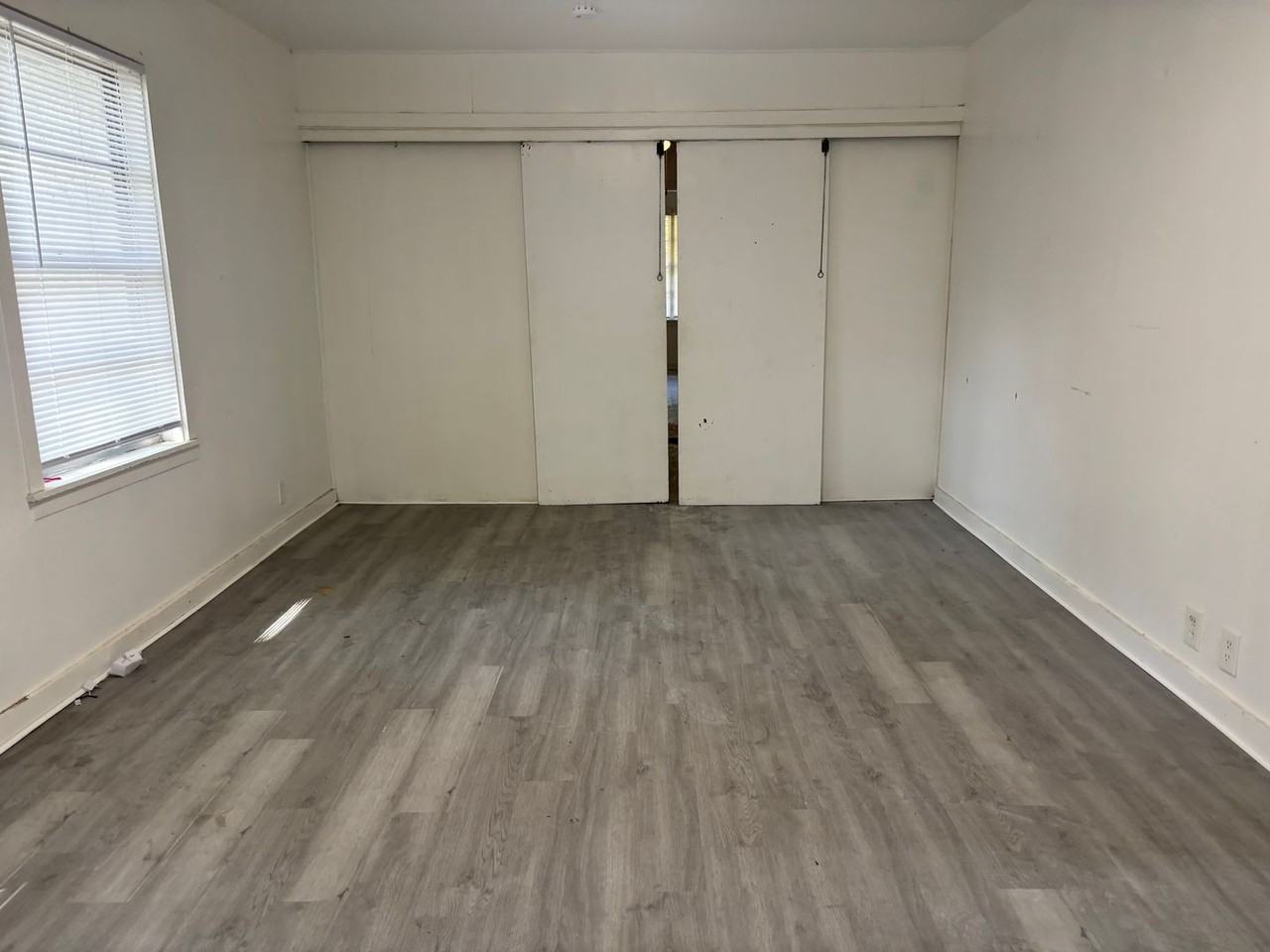 333 Northside Cir - Photo 7 of 11