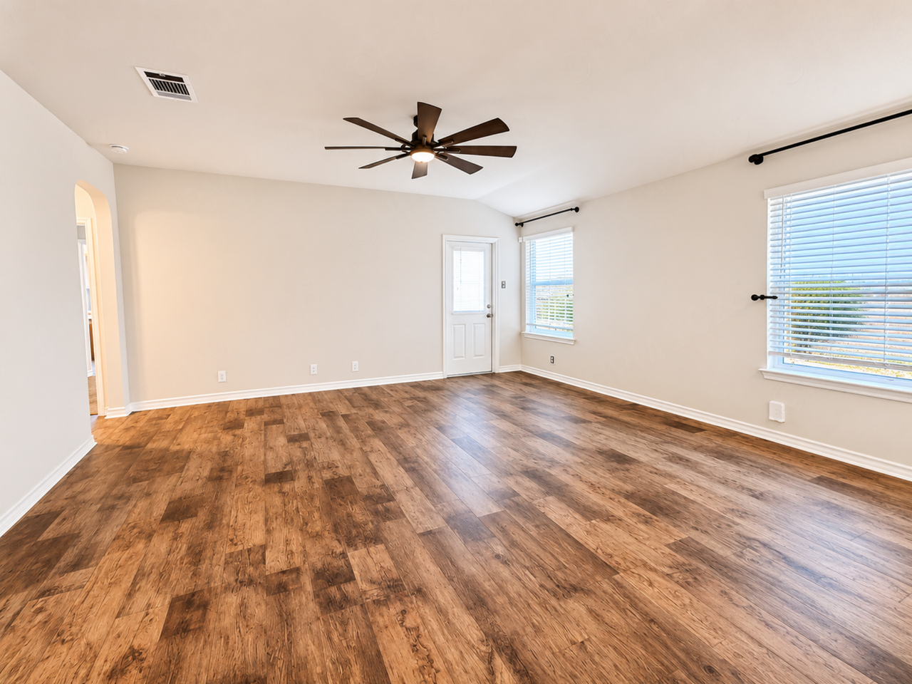 6711 Hoffman Pln - Photo 3 of 21