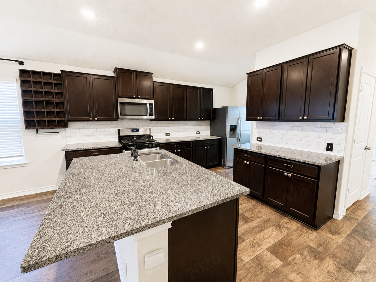 6711 Hoffman Pln - Photo 5 of 21