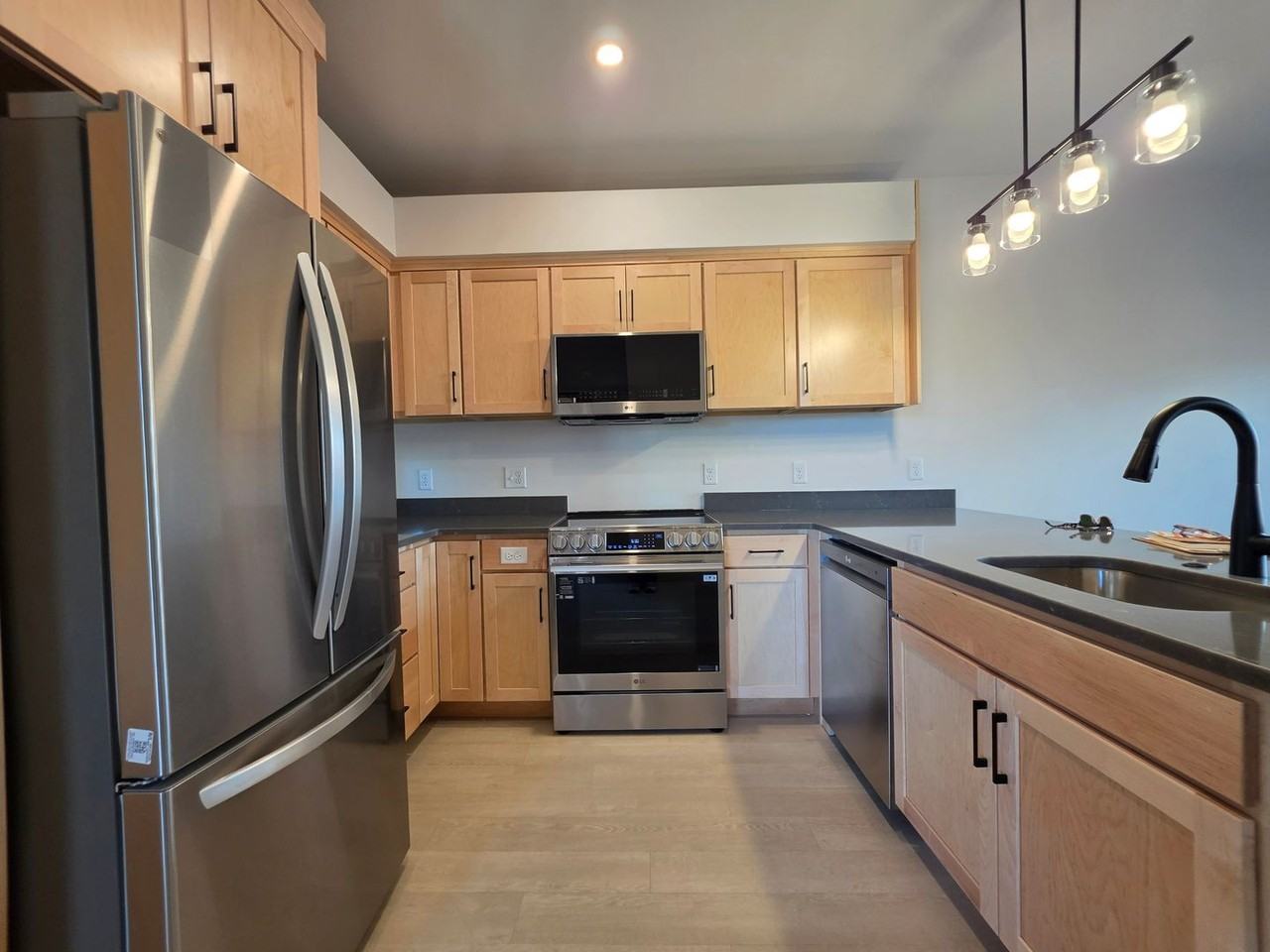 2301 Pearl St #77 - Photo 2 of 12