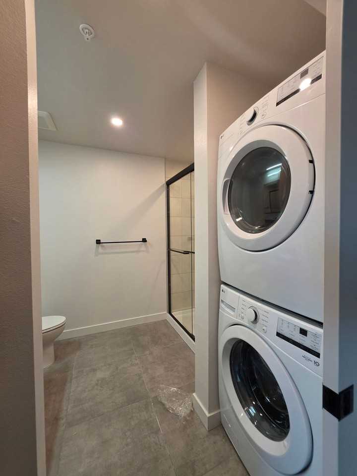 2301 Pearl St #77 - Photo 5 of 12