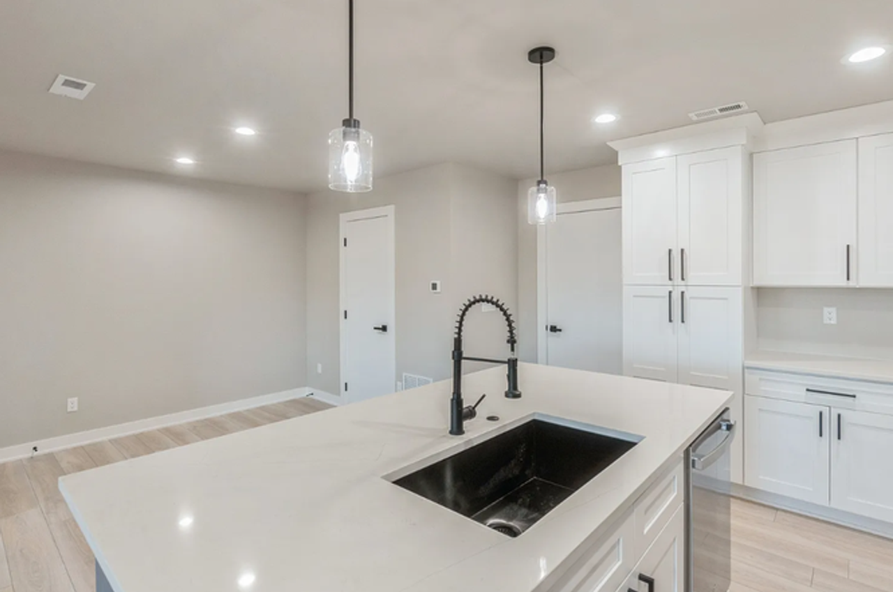 14214 Springbrook Trl - Photo 6 of 16