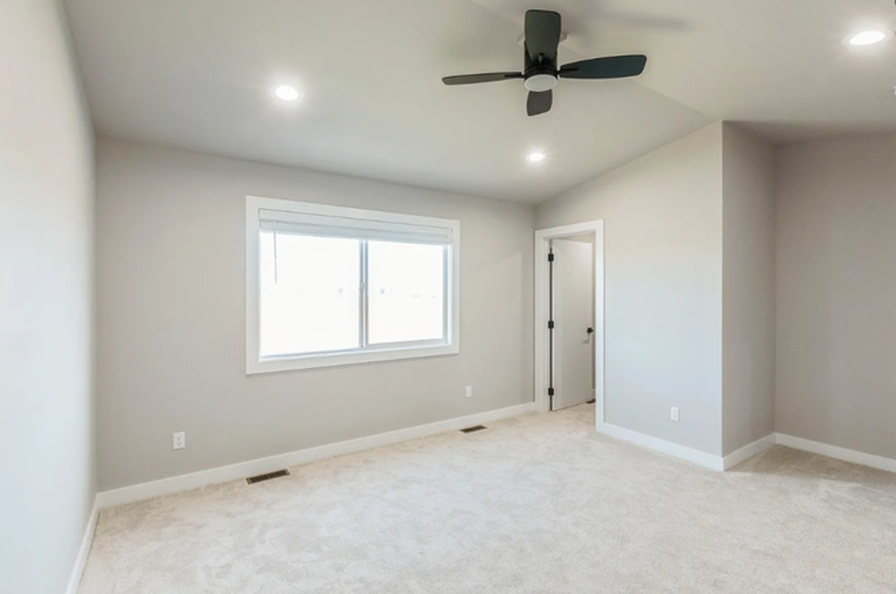 14214 Springbrook Trl - Photo 7 of 16