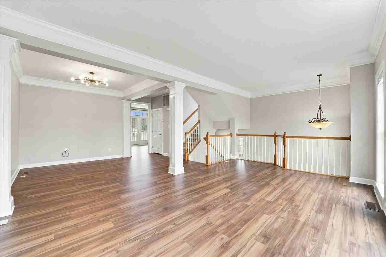 97 N Savanna Dr - Photo 4 of 30
