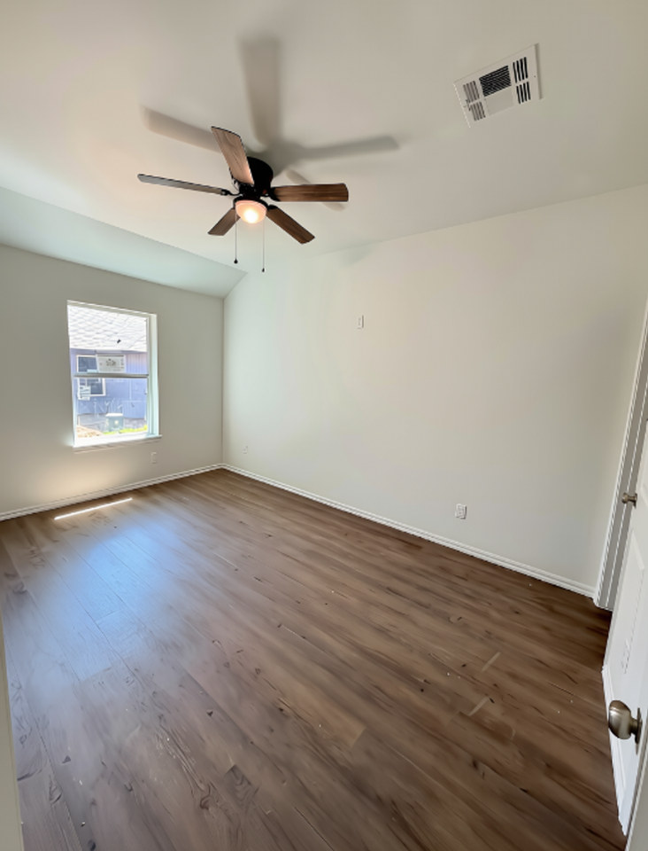 10612 Nw 17th St - Photo 7 of 21