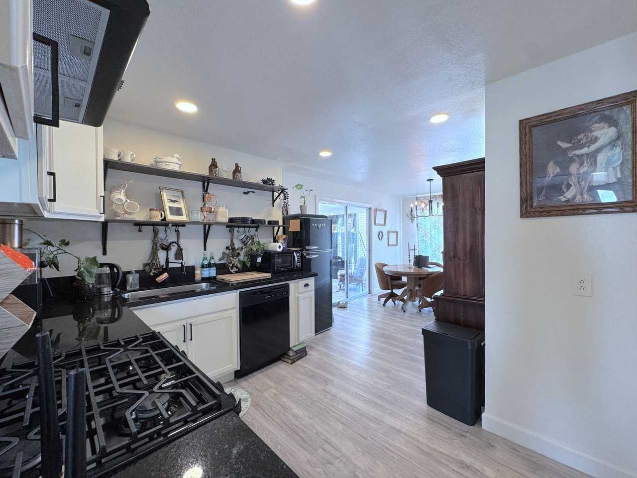 3341 Taylor Ave - Photo 7 of 24
