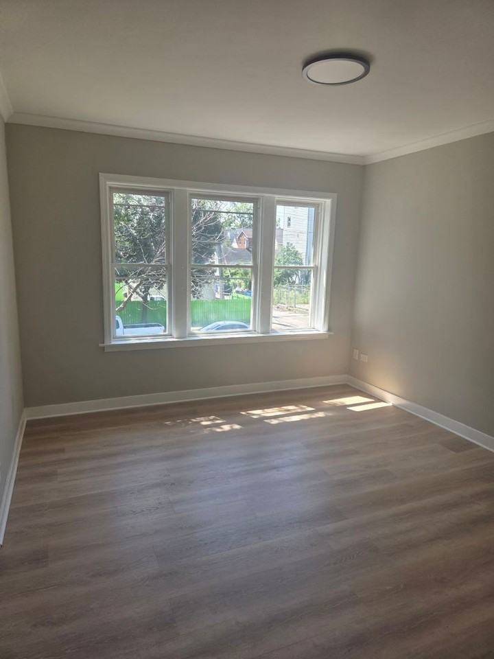 2910 E 87th St #2 - Photo 2 of 26