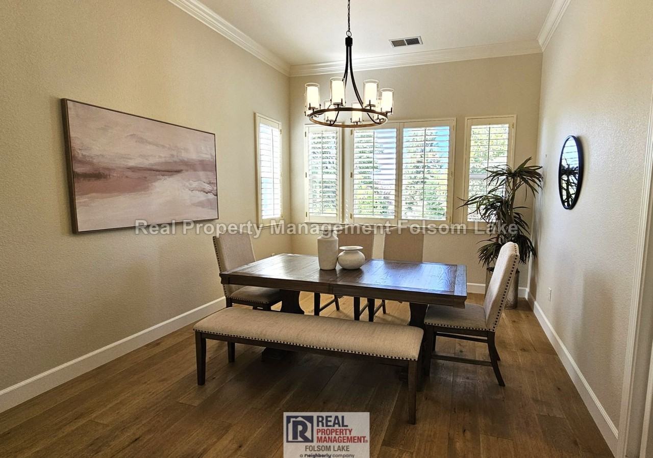 2665 Aberdeen Ln - Photo 5 of 43