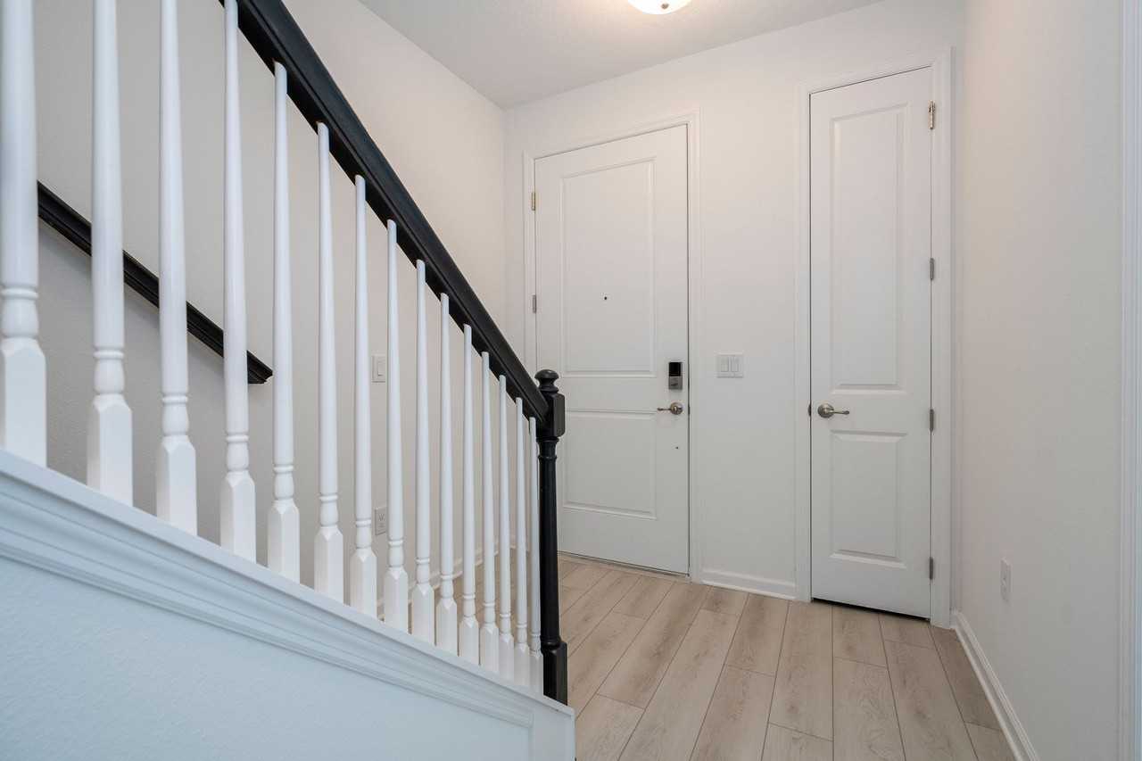 9313 Luminary Blvd - Photo 4 of 41