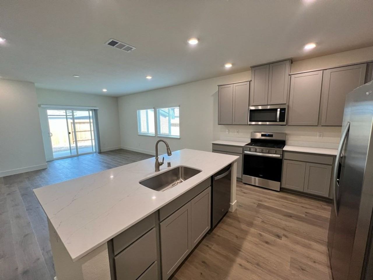 4348 Single Pine Way - Photo 6 of 24