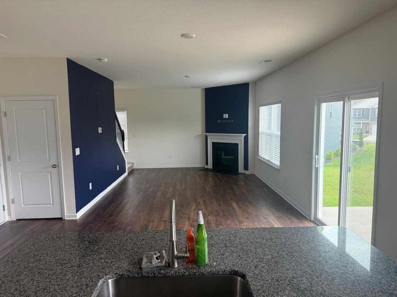 915 Utopia Ln - Photo 6 of 22
