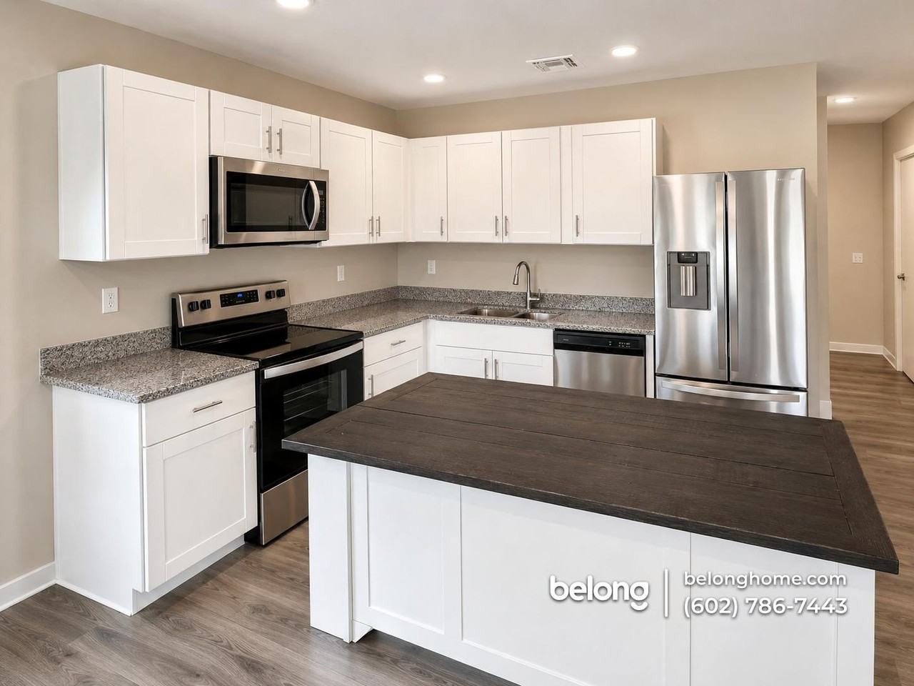 470 Reizen Dr - Photo 2 of 12