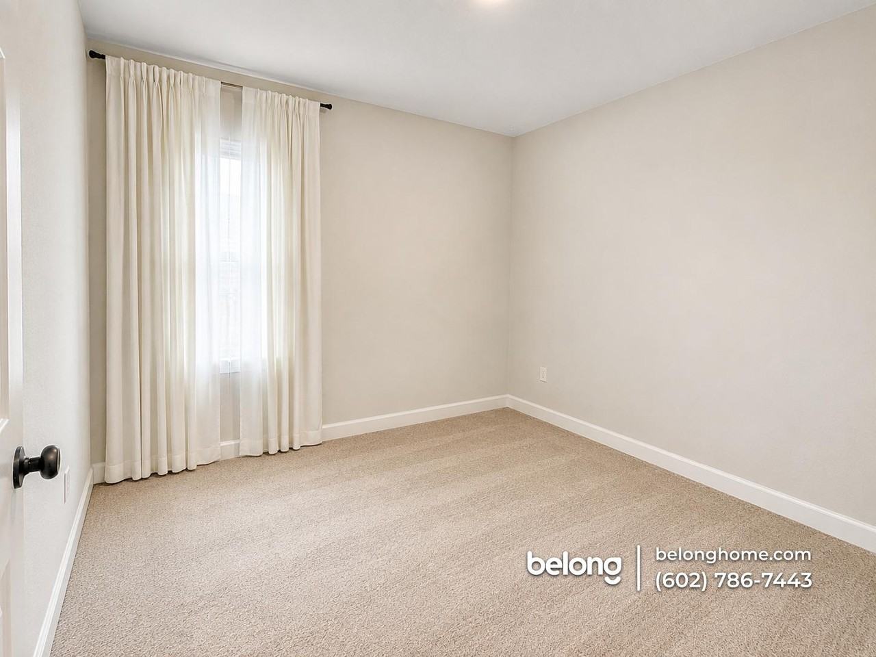 470 Reizen Dr - Photo 4 of 12