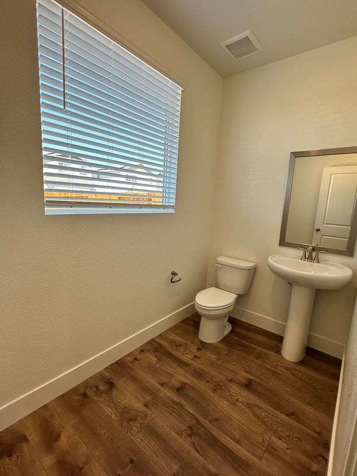 7820 Rivermeadow Way - Photo 4 of 21