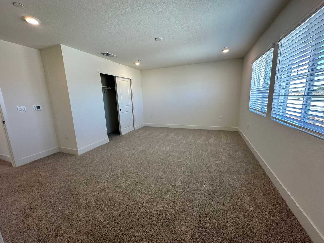 7820 Rivermeadow Way - Photo 5 of 21