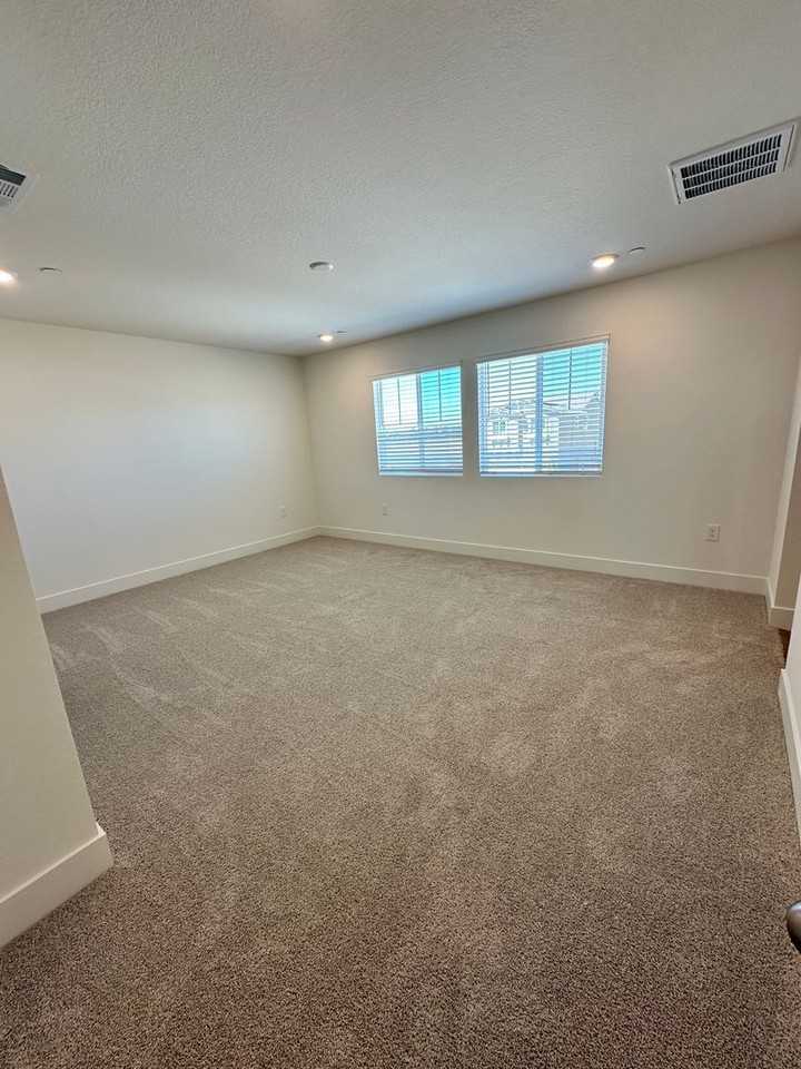 7820 Rivermeadow Way - Photo 6 of 21