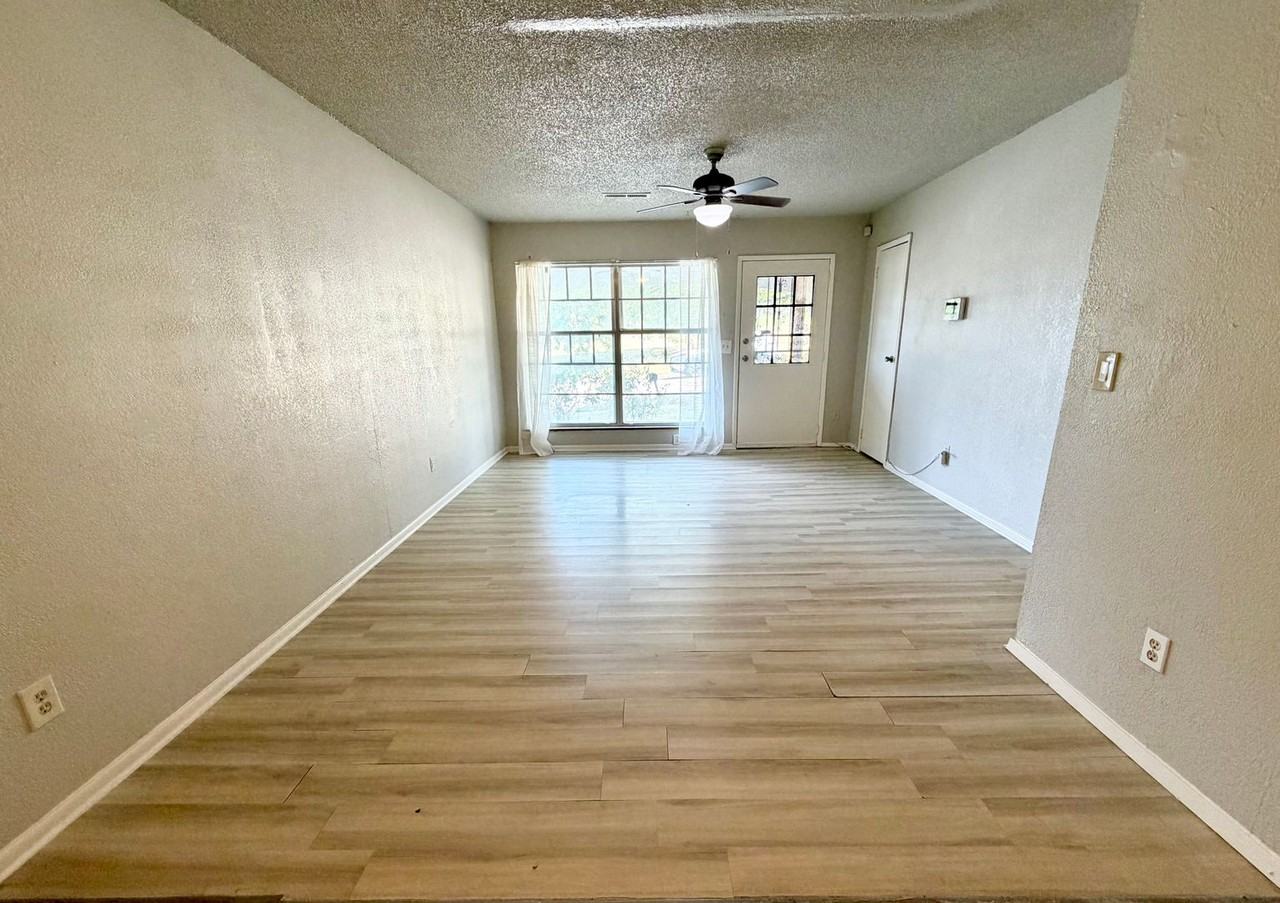 2908 S 132nd East Ave - Photo 2 of 11